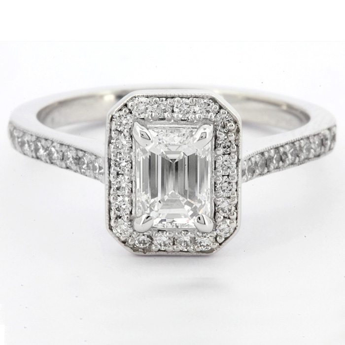 0 95ct Emerald Cut Halo Engagement  Ring  HD037